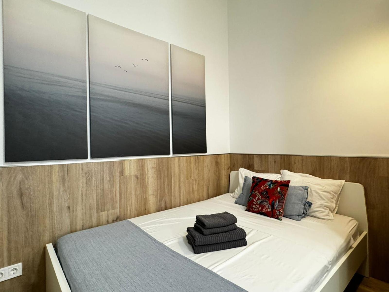 Rodrigues 15 Aparthotel Valencia Buitenkant foto