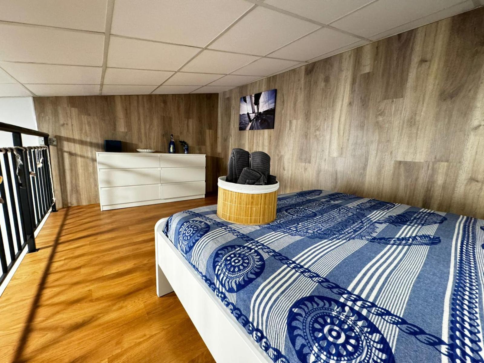 Rodrigues 15 Aparthotel Valencia Buitenkant foto