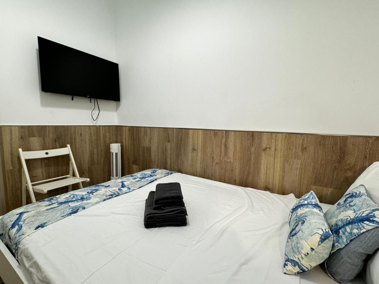 Rodrigues 15 Aparthotel Valencia Buitenkant foto